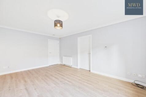 St. Annes Court, Hamilton, ML3 photo 4