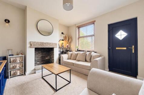 Living Room Picture 2