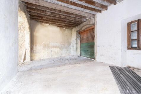 TOWNHOUSE IN CAMPANET WITH UNIQUE VIEWS