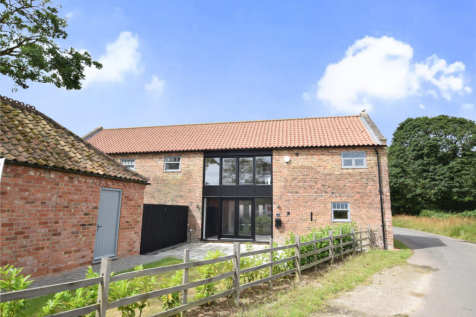 Grimsby, DN36 - property photo