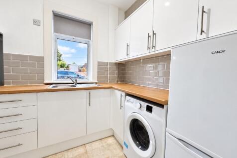 Levern Crescent, Barrhead, East Renfrewshire, G78 photo 3