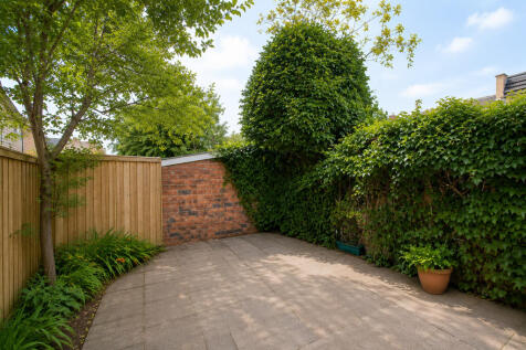 Garden Shot