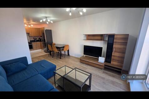 Open Plan Living/Dining