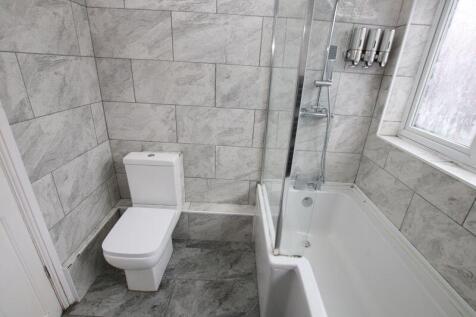 Bathroom photo 3