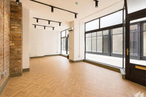 Retail Property (high street) to rent Image 5