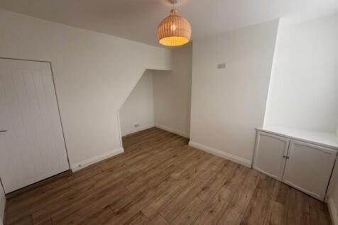 Middlewich Road, Northwich, CW9 photo 3