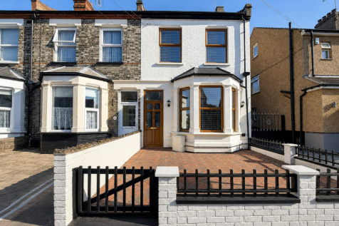 Click to visit Rightmove listing