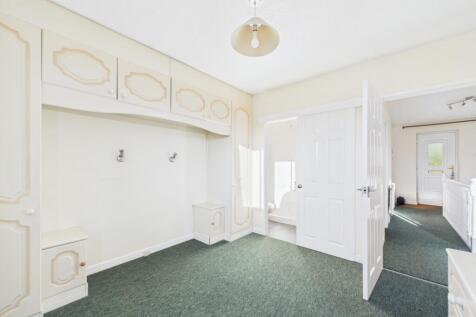 CAM01721G0-PR0105-STILL003