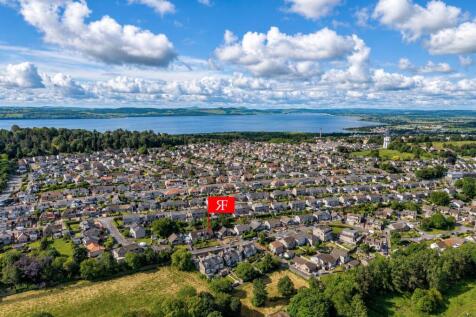 12 Sutherland Crescent Dundee-22.jpg