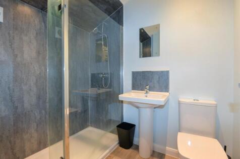 Shower Room 1.jpg