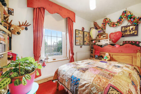 Croydon Farm, Low...