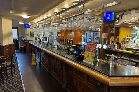 Bar-1.jpg