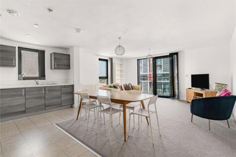 Reception/Kitchen