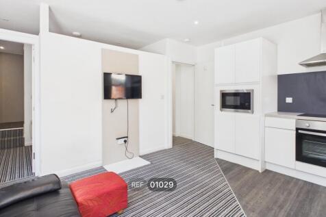 Kitchen/Living area