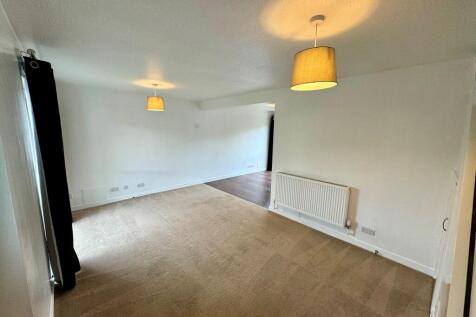 Chestnut Way, RAF Lakenheath, BRANDON photo 4