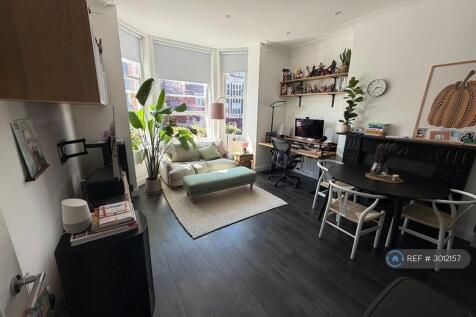Reception Room/Kitchen