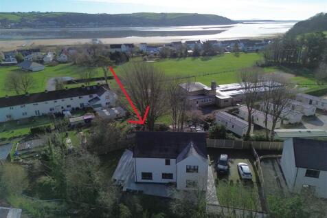 DJI_0093.JPG with arrow.JPG