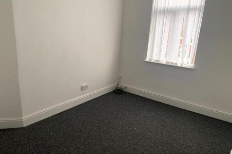 28 Westleigh Street, Manchester. M9 4EF photo 5