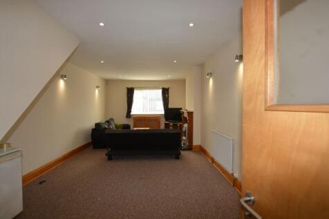 A Gateford Road, Worksop photo 4