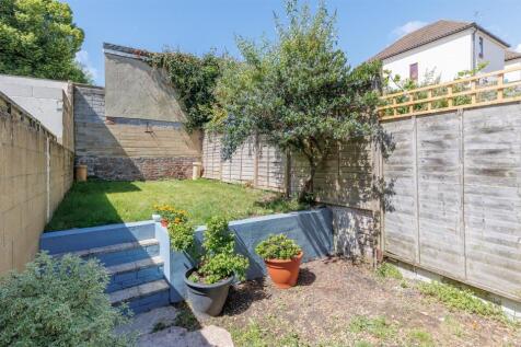 Secluded rear garden