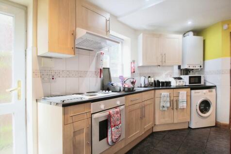 Kitchen - Angle 1