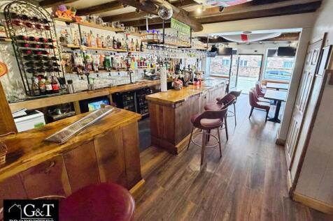 BAR AREA