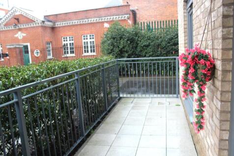 Fairbank House,  Beaufort Square, London, Greater London, NW9 4FH photo 4