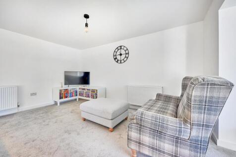 Large Open Plan Living Area