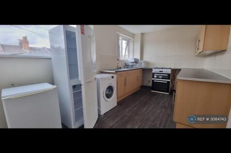 Russell Terrace, Leamington Spa, CV31 photo 3