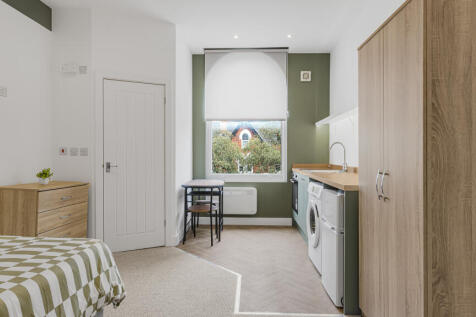 Park Road Moseley B13 8AB photo 3