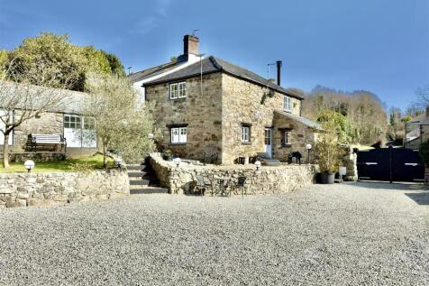 COTTAGE &amp; GRAVEL DRIVE.jpeg