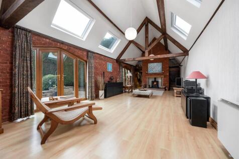 FAMILY ROOM AND GAMES ROOM