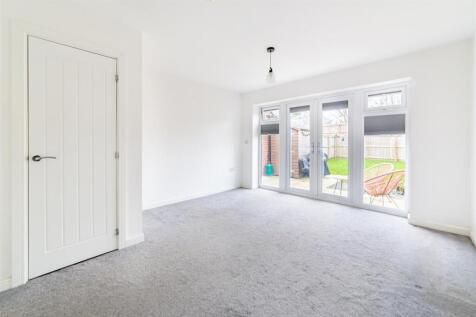Musselburgh Circle, The Fairways, Cramlington photo 3