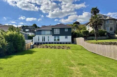 .Rear of property and Garden