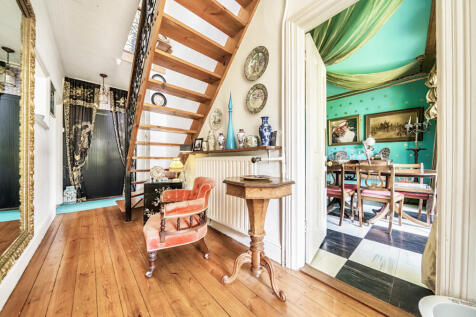 1295708-12-6839c7...