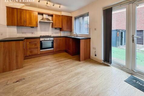 Pontefract Road, Barnsley photo 3