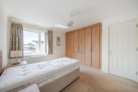 1342351-9-689f143...