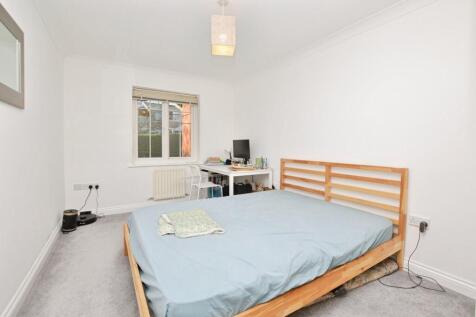 f40d752b-Bedroom ...