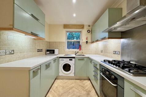 Roysdean Manor, Bournemouth BH1 photo 3