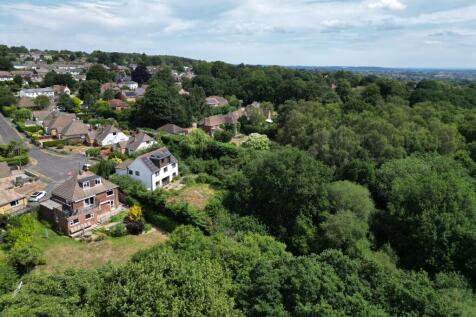 Farnham, GU9 - property photo