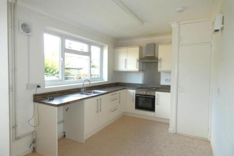 Pic 2 Kitchen (11).JPG