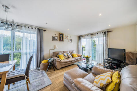 1349052-15-68b9a2...