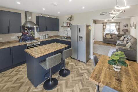 Swadlincote, DE11 - property photo
