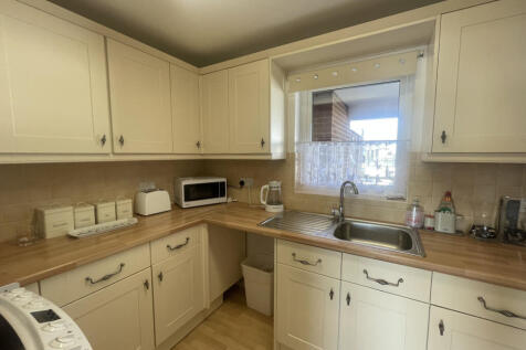 Landguard Court, Felixstowe photo 5