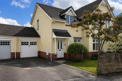 Click to visit Rightmove listing