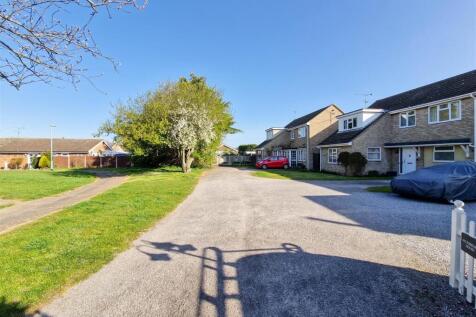 private mews type setting