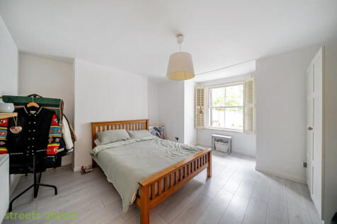 25a002cc-942f-46f...