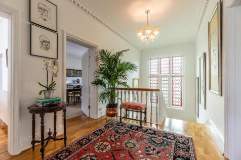 2 Gladstone House...