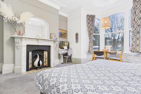 Leeds Road, Harrogate, HG2 photo 3