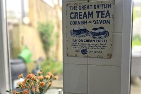 Devon Cream Tea.jpg